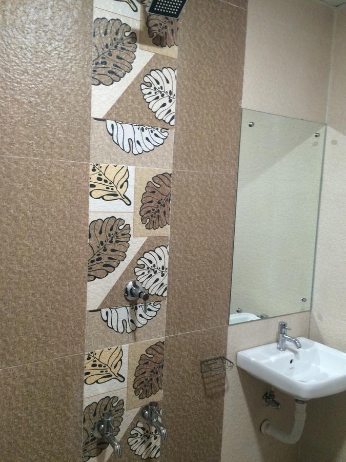 The Galaxy Suites Kochi Luaran gambar
